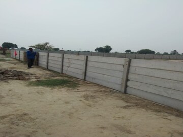  Plot – Exterior View View at Mathura Road - for Sale