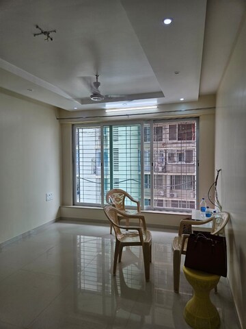 Bedroom in 2 BHK Apartment at Andheri West – for Rent