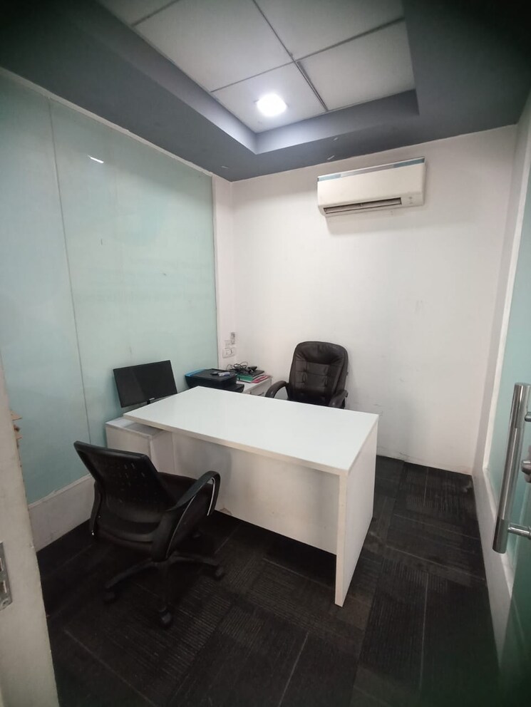 Team Area, sector 2 Commercial Office Space 1500 Sq.Ft. In Sector 2 Noida 8833511