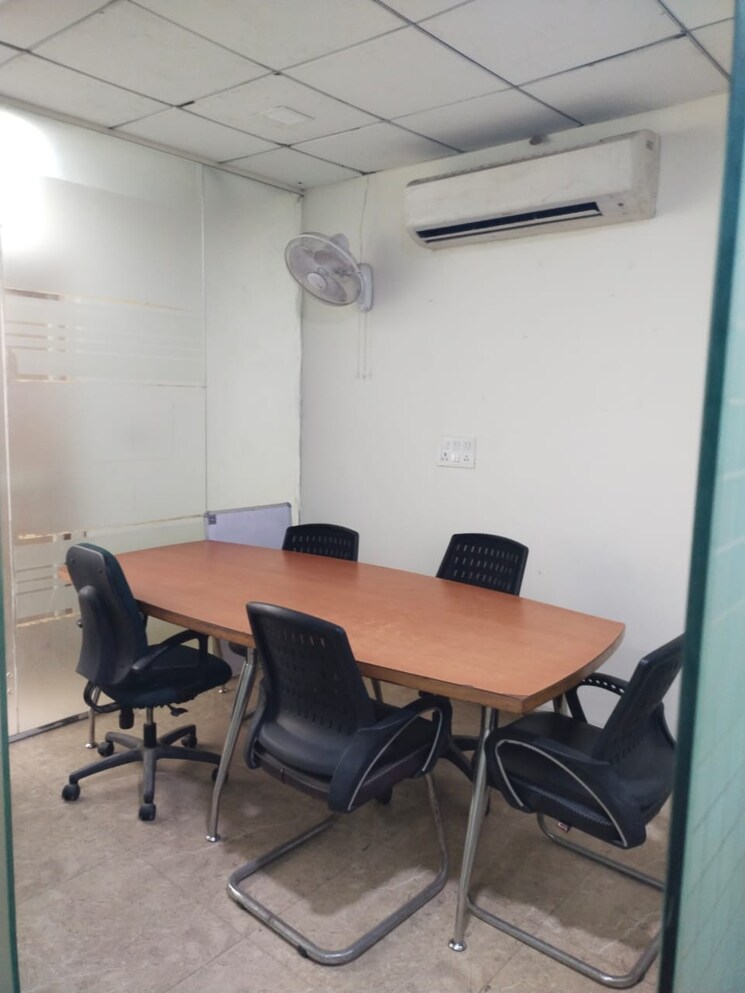 Team Area, sector 2 Commercial Office Space 1500 Sq.Ft. In Sector 2 Noida 8833511