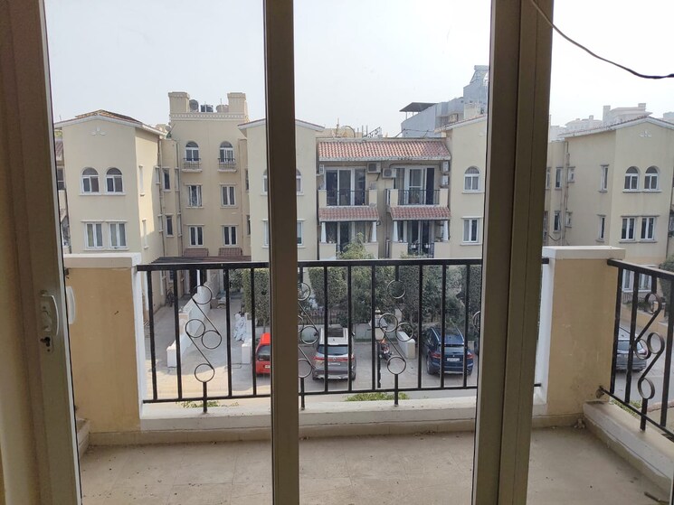 Exterior View, emaar-emerald-floors 3 Bedroom 1380 Sq.Ft. Builder Floor In Sector 65 Gurgaon 8833522