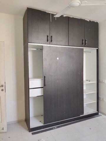 Bathroom in 3 BHK Builder Floor at Emaar Emerald Floors, Sector 65 – for Rent