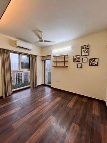 Bedroom in 2 BHK Apartment at Andheri West – for Rent