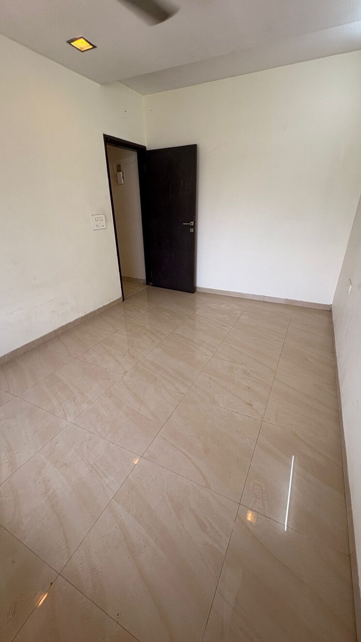 Bedroom, andheri west 2 Bedroom 900 Sq.Ft. Apartment In Andheri West Mumbai 8833523