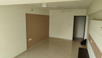 Bedroom in 2 BHK Apartment at Andheri West – for Rent