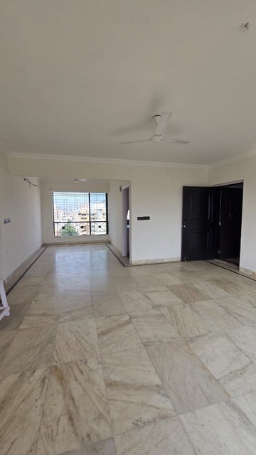 Living Room in 2 BHK Apartment at Andheri West – for Rent