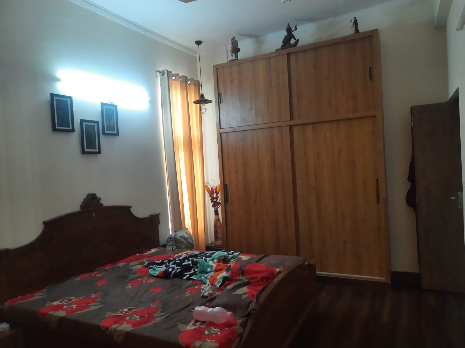 3 BHK + Extra Room Apartment For Rent in Assotech Windsor Court