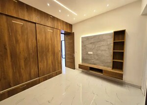 Room in 2 BHK Apartment at Patiala Road – for Sale