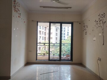 2 BHK Apartment For Rent in Lake Florence, Powai