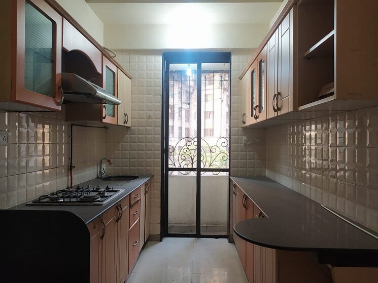 Kitchen, lake-florence 2 Bedroom 885 Sq.Ft. Apartment In Powai Mumbai 8833545
