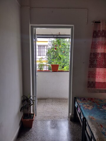 Room in 2 BHK Apartment at Kothrud – for Rent