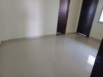 Room in 3 BHK Apartment at Manish Nagar – for Rent