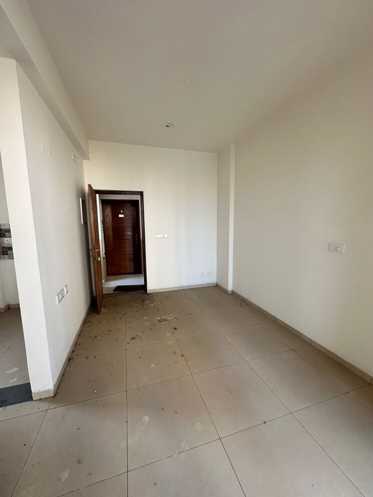 Room, sushma-chandigarh-grande 1 Bedroom 725 Sq.Ft. Apartment In Lohgarh Zirakpur 8833550