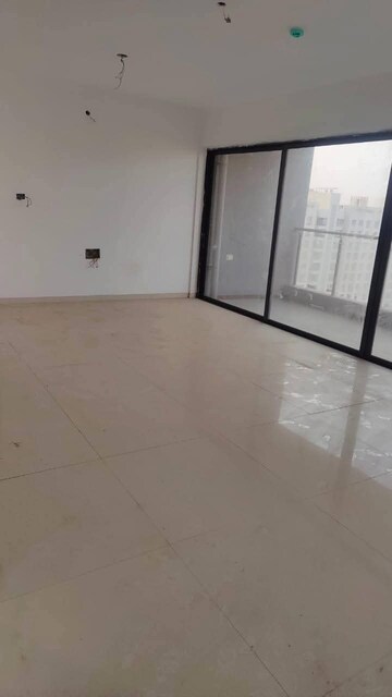 Room in 3 BHK Apartment at Gagan Klara, Balewadi – for Rent