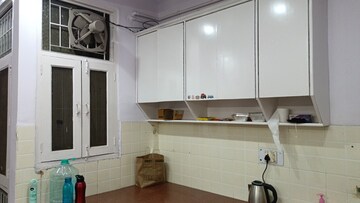 Kitchen in 1 BHK Builder Floor at Vaishali Sector 2 – for Rent
