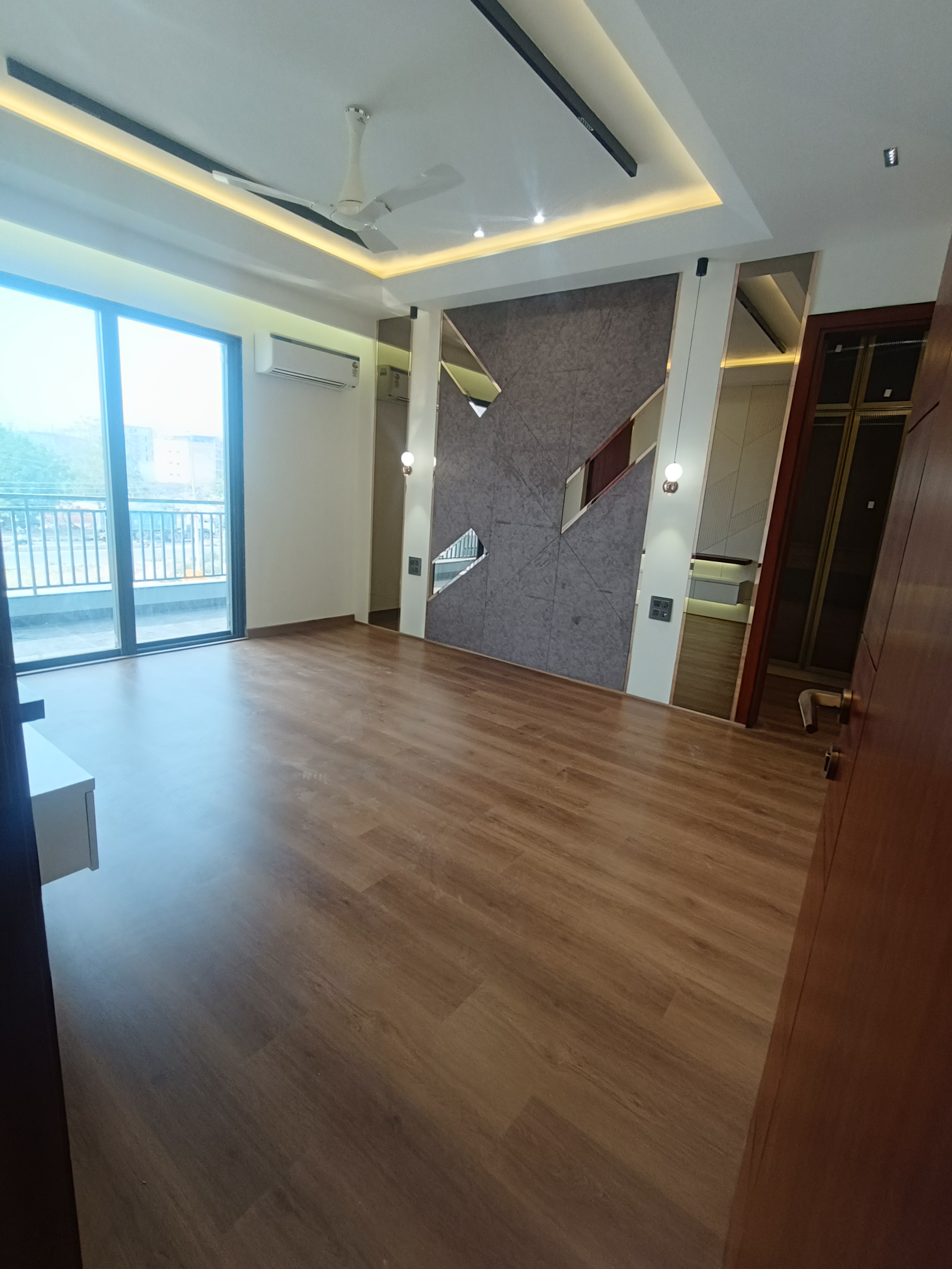 3 BHK + Pooja Room Builder Floor For Rent in Sushant Lok 2