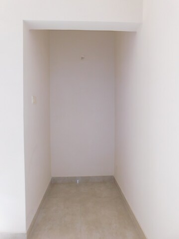 Room in 3 BHK Apartment at Candeur 40, Miyapur – for Sale