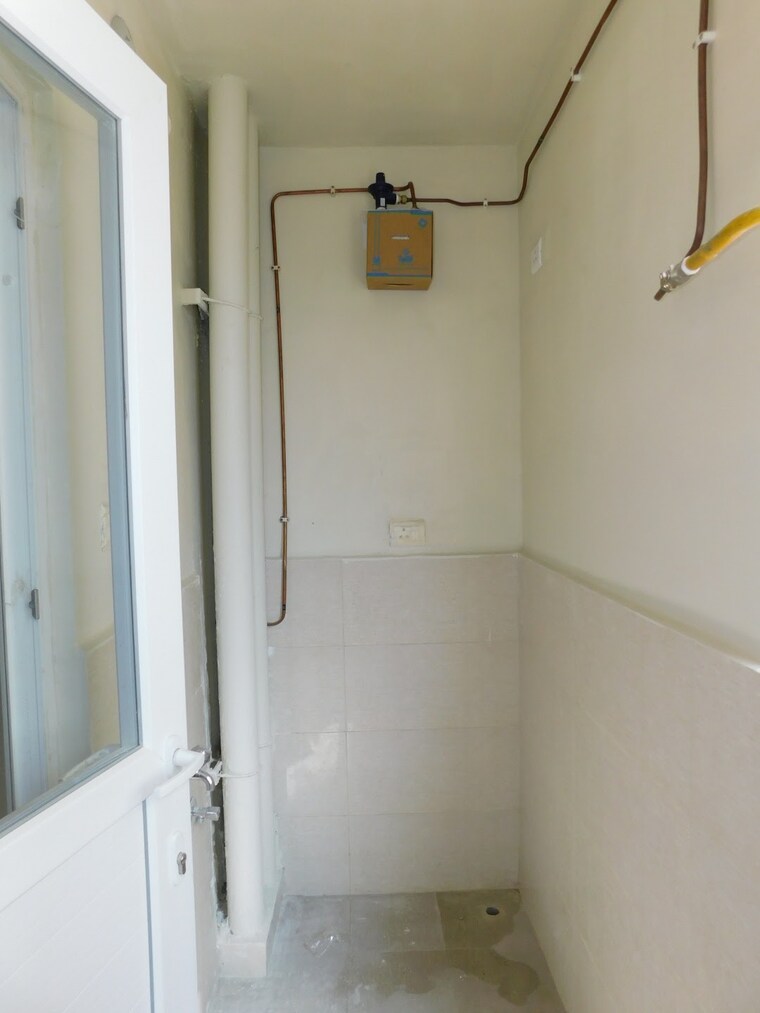 Bathroom, candeur-40 3 Bedroom 1413 Sq.Ft. Apartment In Miyapur Hyderabad 8833586