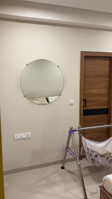Room in 3 BHK Apartment at Navrangpura – for Rent