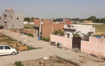 Plot For Sale in Sector 49