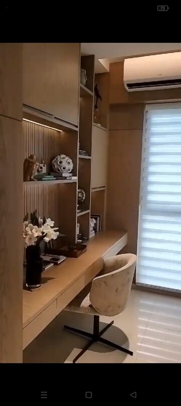 Furnished Amenities in 3 BHK Apartment at Kalpataru Elitus, Mulund West – for Sale