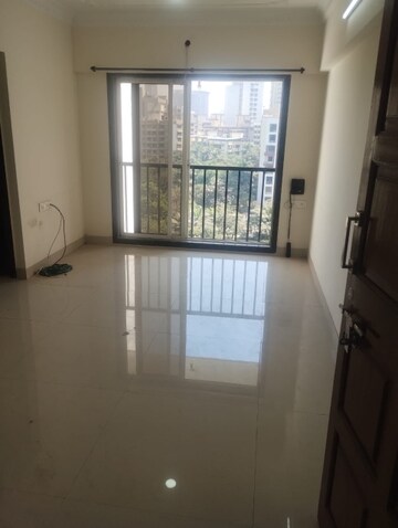 Room in 2 BHK Apartment at Mandpeshwar Industrial Estate, Borivali West – for Rent
