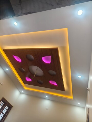 Furnished Amenities in 5 BHK Independent House at Vidyaranyapura – for Sale