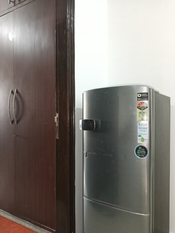 Furnished Amenities in 1 BHK Builder Floor at DLF Queens Court, Greater Kailash ii – for Rent