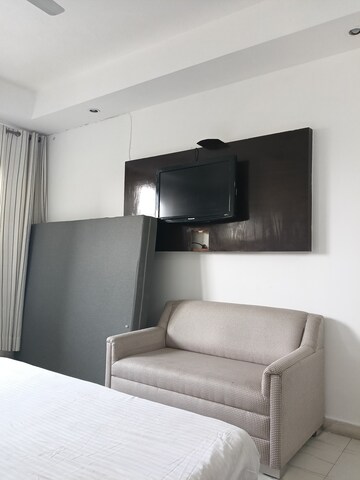 Living Room in 1 BHK Builder Floor at DLF Queens Court, Greater Kailash ii – for Rent
