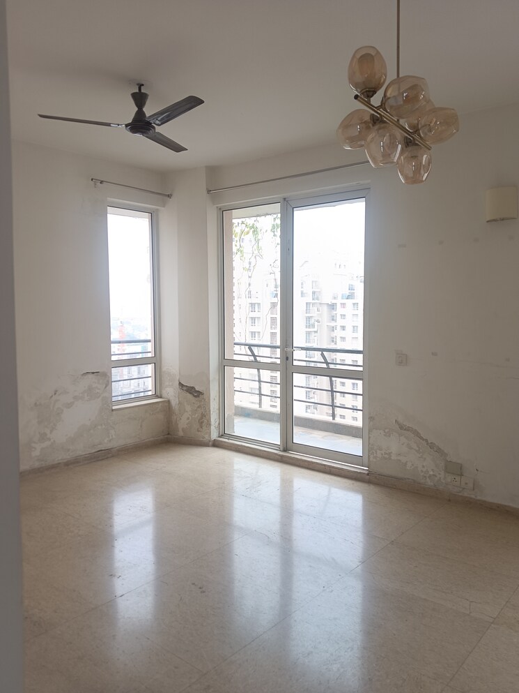 Room, unitech-escape 2.5 Bedroom 1950 Sq.Ft. Apartment In Sector 50 Gurgaon 8833628