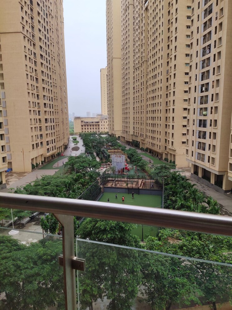 Balcony, rustomjee-urbania-azziano 2 Bedroom 853 Sq.Ft. Apartment In Thane West Thane 8833637