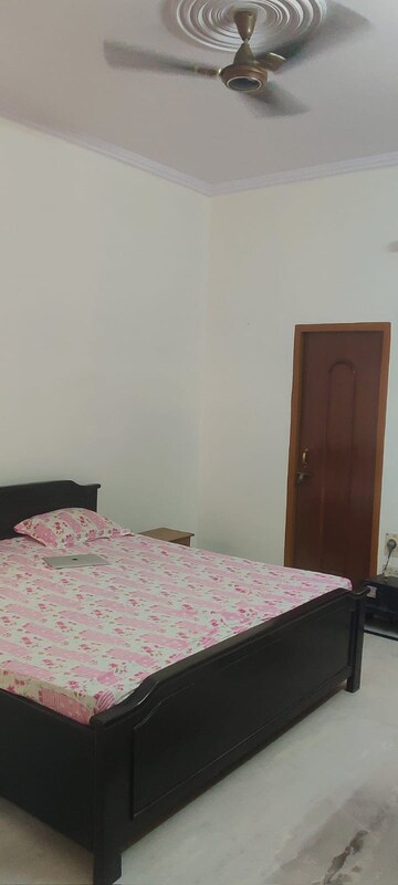 Bedroom in 1 BHK Independent House at Gomti Nagar – for Rent