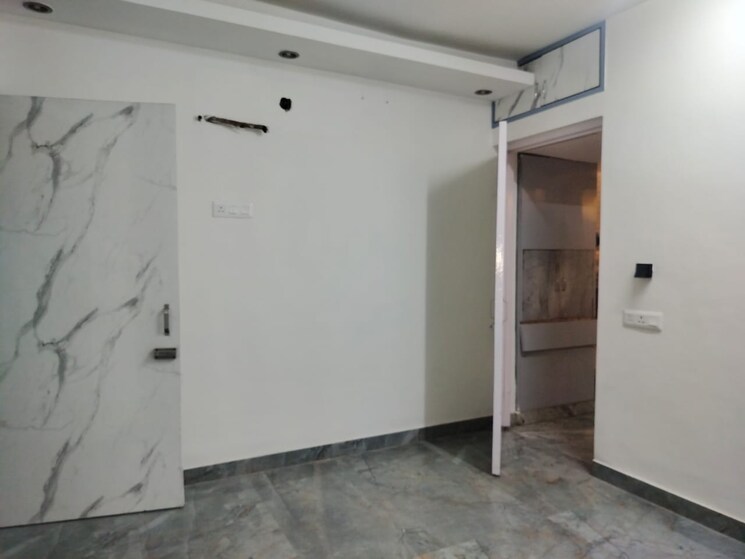 Room, sarita-vihar-pocket-c-rwa 3 Bedroom 1400 Sq.Ft. Apartment In Sarita Vihar Delhi 8833694