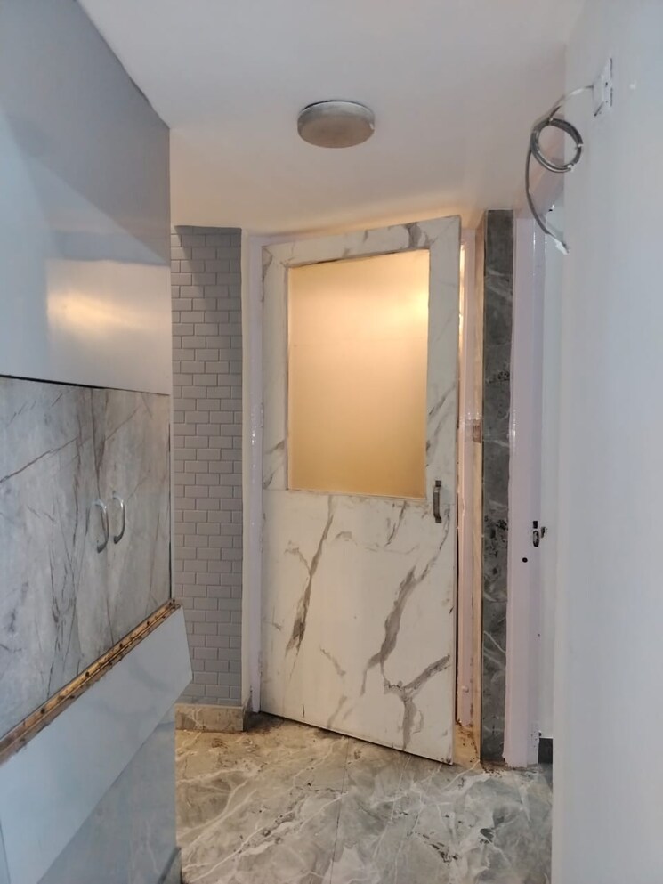 Room, sarita-vihar-pocket-c-rwa 3 Bedroom 1400 Sq.Ft. Apartment In Sarita Vihar Delhi 8833694