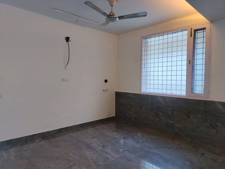 Room, sarita-vihar-pocket-c-rwa 3 Bedroom 1400 Sq.Ft. Apartment In Sarita Vihar Delhi 8833694