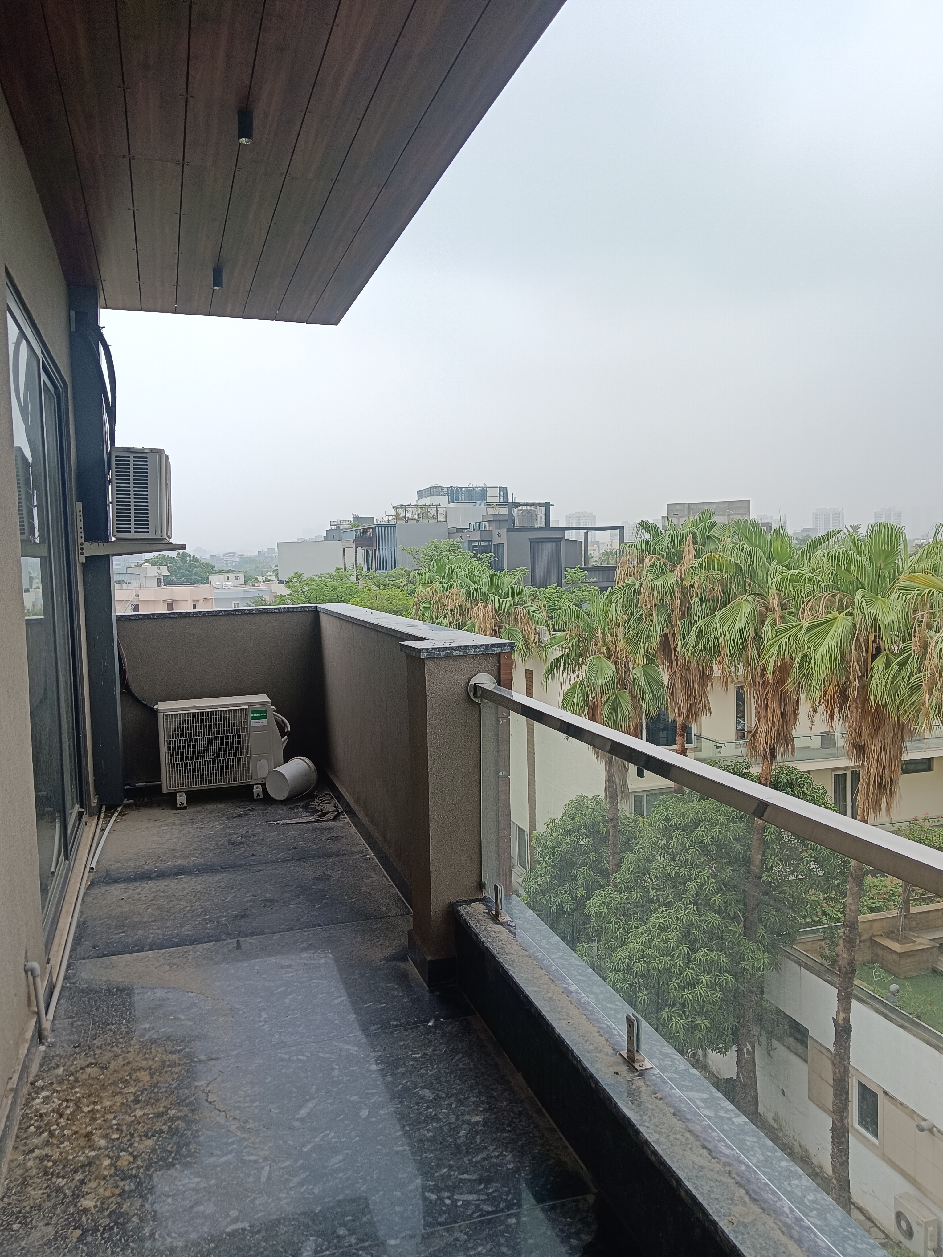 4 BHK + Servant Room Builder Floor For Rent in Nirvana Country Birch Court