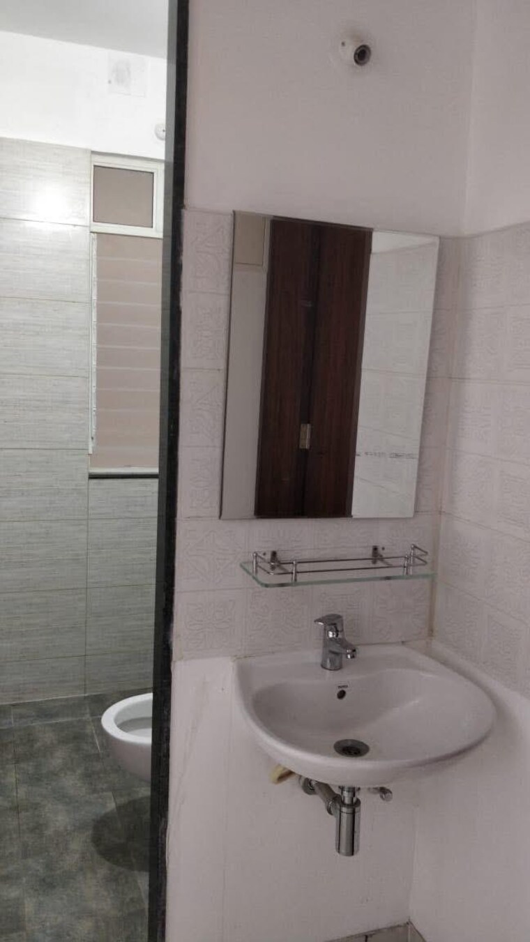 Bathroom, yashwin-hinjewadi 2 Bedroom 700 Sq.Ft. Apartment In Hinjewadi Phase 2 Pune 8833698