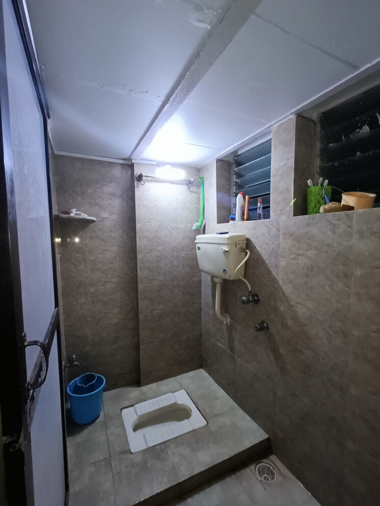 undefined, silver-castle-andheri-east 1 RK 300 Sq.Ft. Apartment In Andheri East Mumbai 8833729