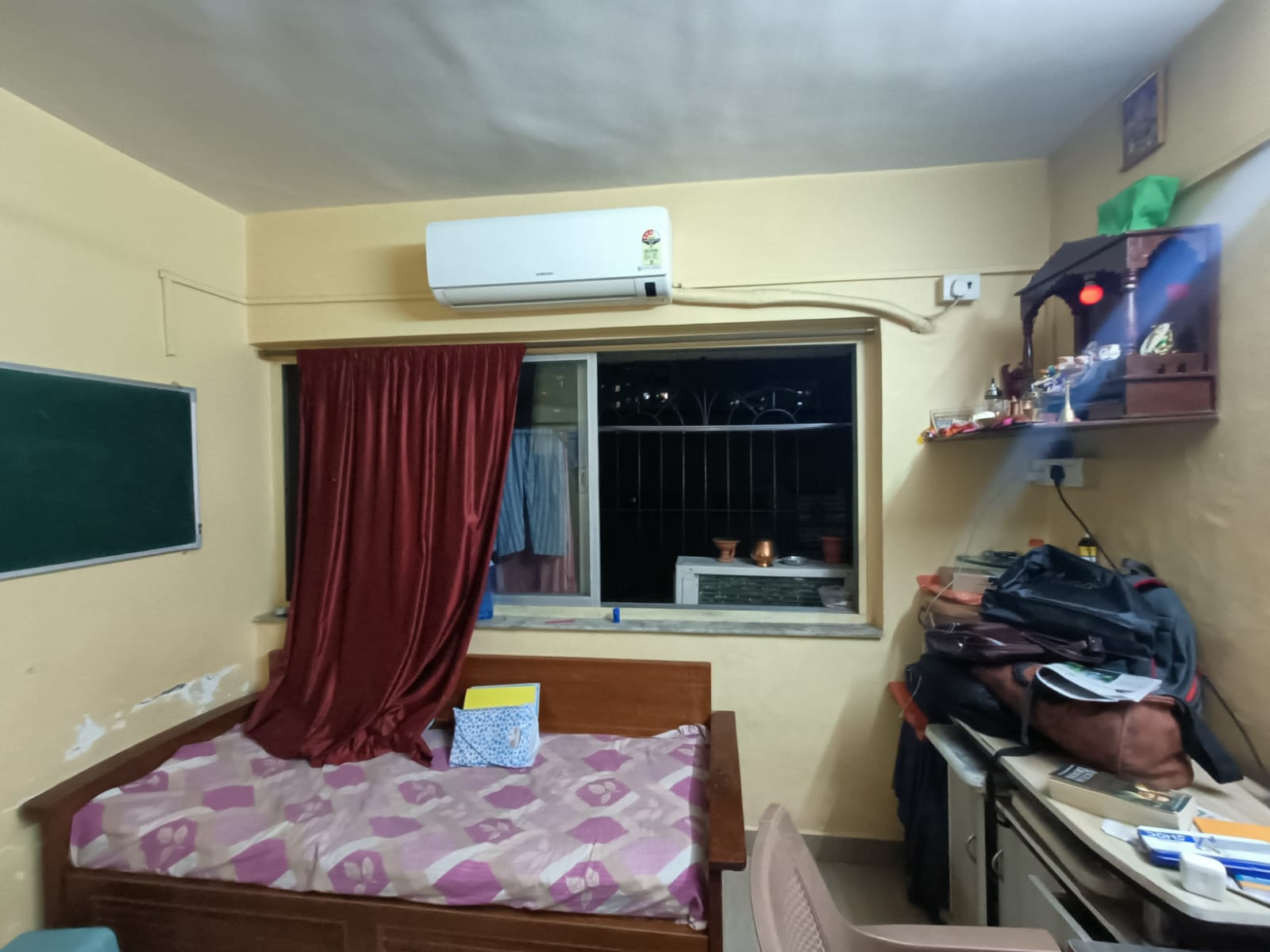 1 Rk  300 Sq.Ft. Apartment in Silver Castle Andheri East