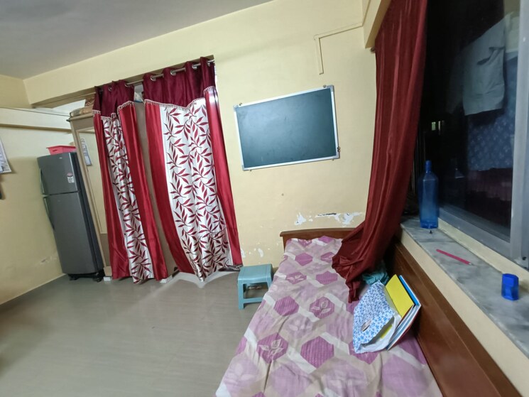 Bedroom, silver-castle-andheri-east 1 RK 300 Sq.Ft. Apartment In Andheri East Mumbai 8833729