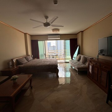 3 BHK Apartment For Rent in Windsor Apartment Bandra West, St. Peters Colony