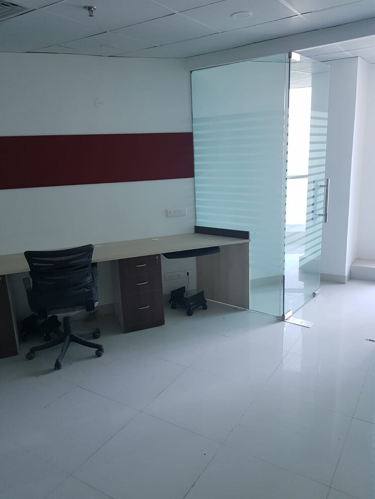 Team Area, spaze-platinum-tower Commercial Office Space 763 Sq.Ft. In Sector 47 Gurgaon 8833770