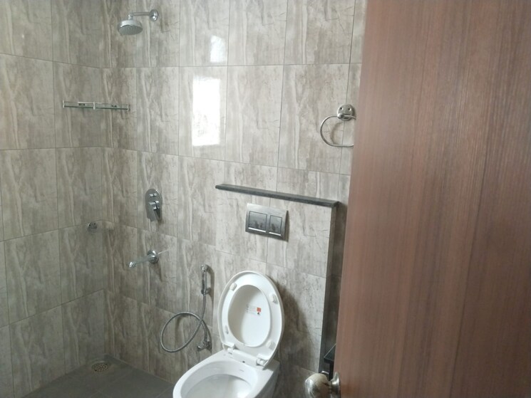 Bathroom, shapoorji-pallonji-joyville-gurgaon 3 Bedroom 1852 Sq.Ft. Apartment In Sector 102 Gurgaon 8833778