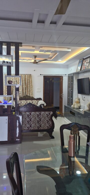 Living Room in 3 BHK Builder Floor at Kondapur – for Rent