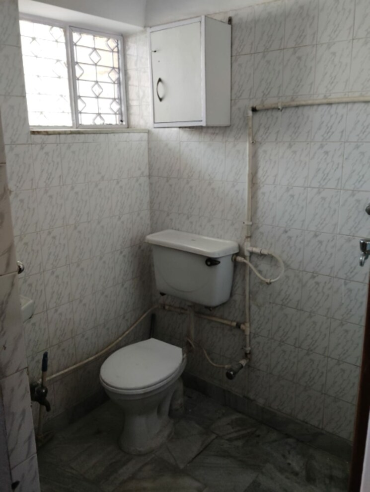 Bathroom, sector 19 3 Bedroom 2250 Sq.Ft. Independent House In Sector 19 Faridabad 8833799