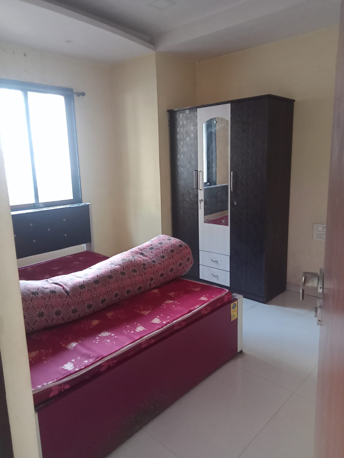 2 BHK + Study Room Apartment For Rent in Chembur Naka
