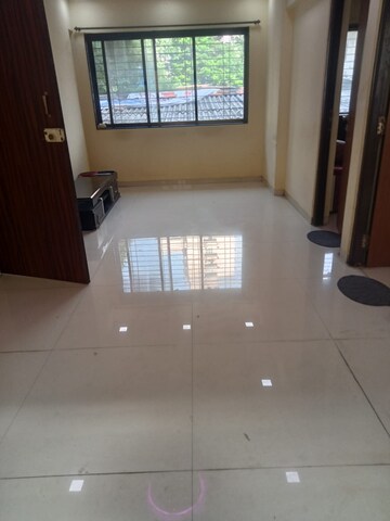 Living Room in 2 BHK Apartment at Chembur – for Rent