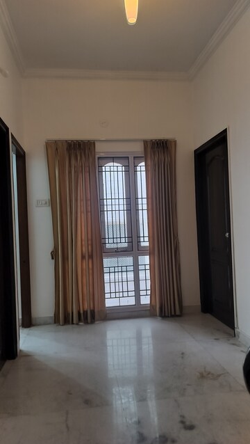 Room in 3 BHK Independent House at Jubilee Hills – for Rent