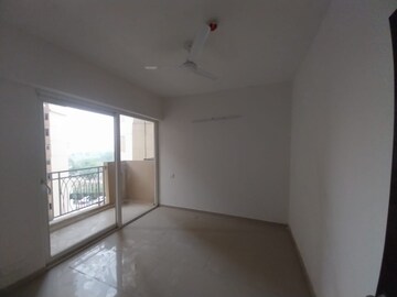 Room in 2 BHK Apartment at Mahagun Mywoods, Sector 16c Greater Noida – for Rent