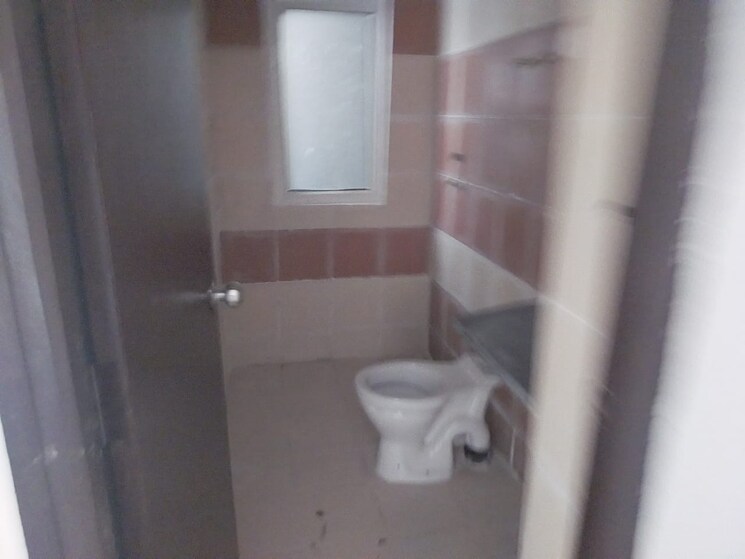 Bathroom, mahagun-mywoods 2 Bedroom 850 Sq.Ft. Apartment In Sector 16c Greater Noida Greater Noida 8833837